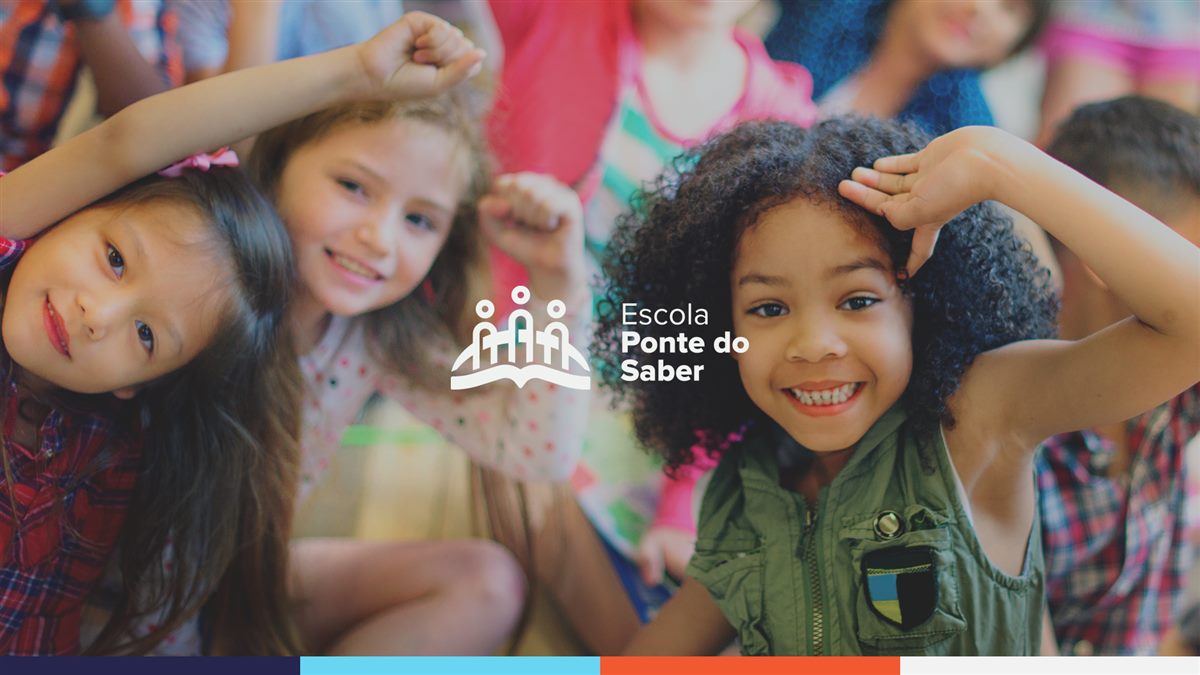 Crianças na Escola Ponte do Saber